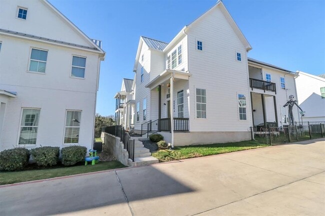 Building Photo - 4806 Olive Sparrow Dr