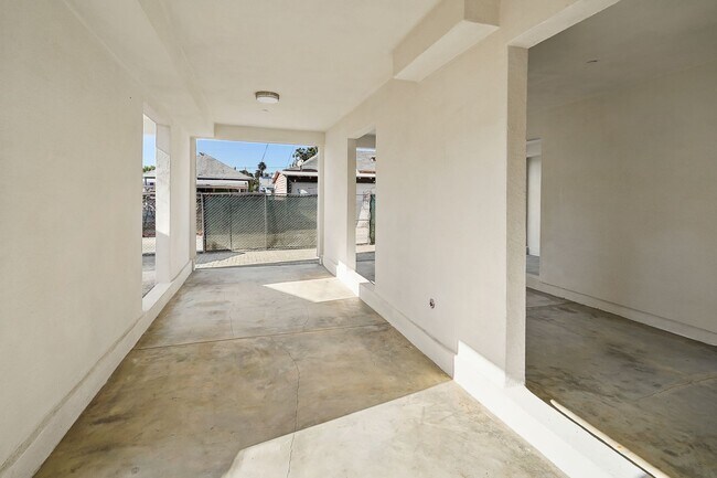 Building Photo - 1731 New Hampshire Ave