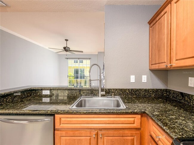 Building Photo - 131 Grand Beach Pl