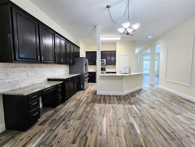 Building Photo - 25807 Elmley Pl