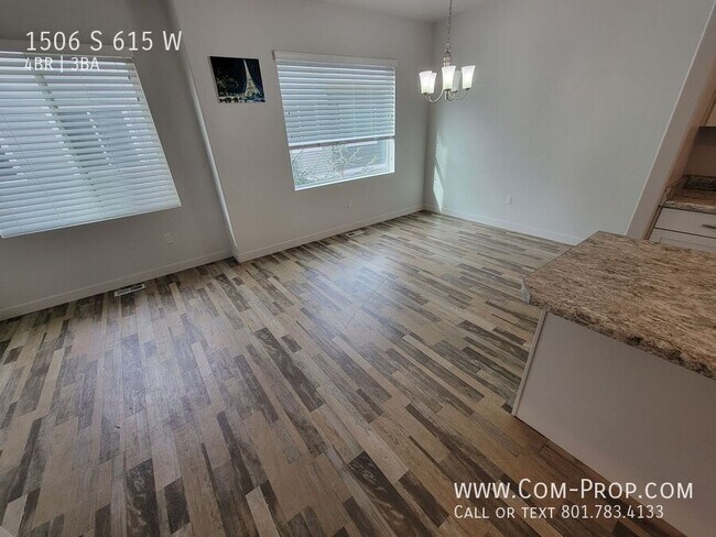 Building Photo - 1506 615 W