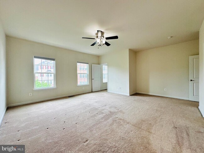 Building Photo - 7396 Brunson Cir