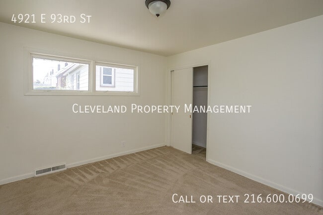 Building Photo - 4921 E 93rd St