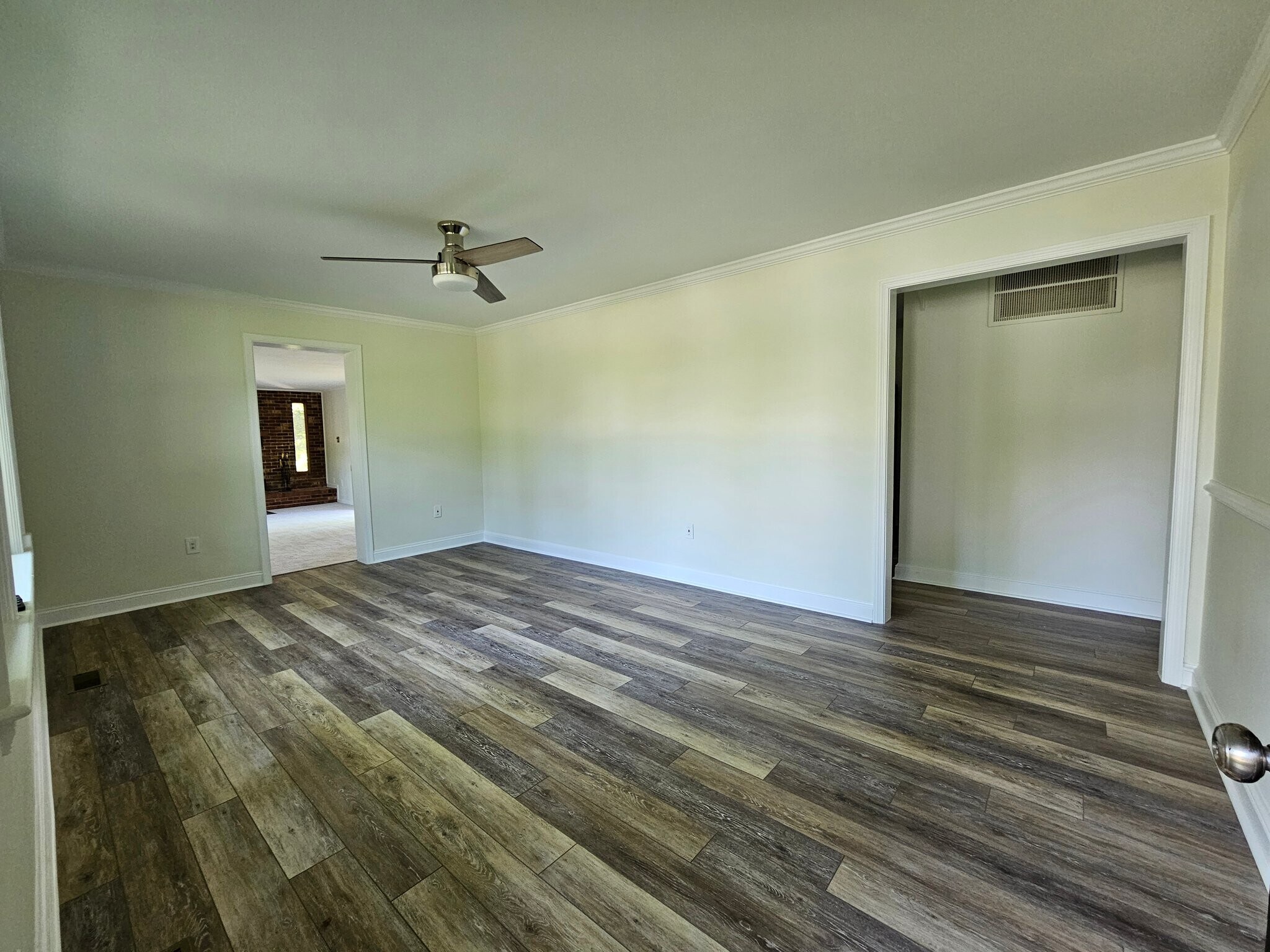 Building Photo - 8405 Rugby Rd