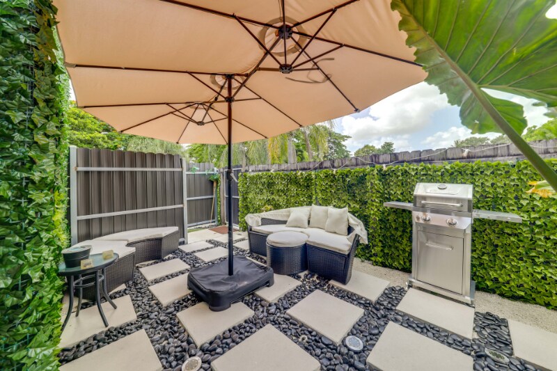 Building Photo - 3609 SW 58th Ave