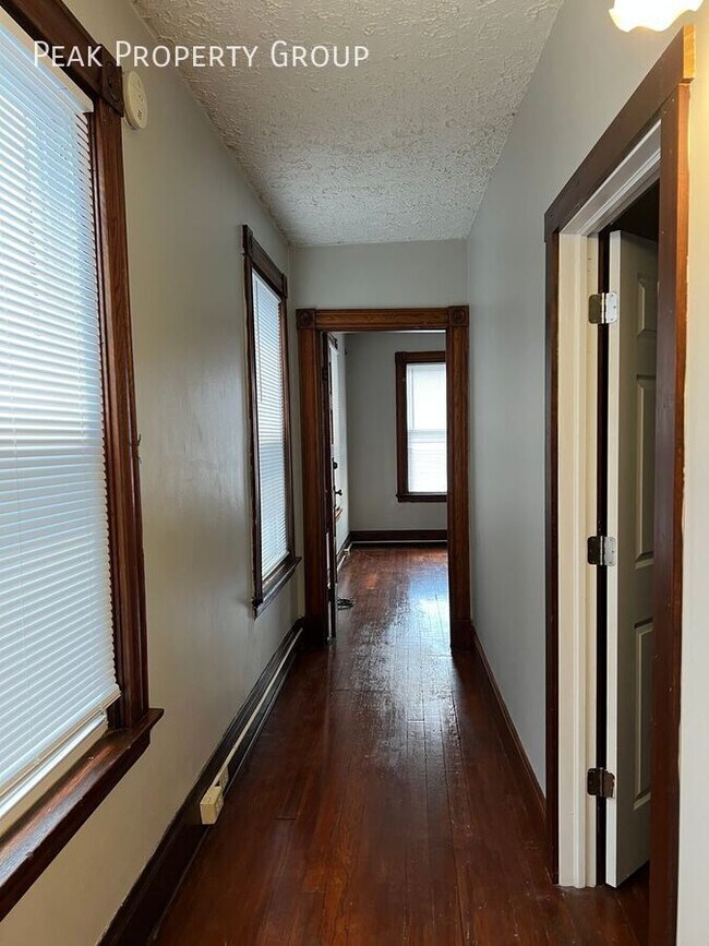 Building Photo - 2544 Vestry Ave