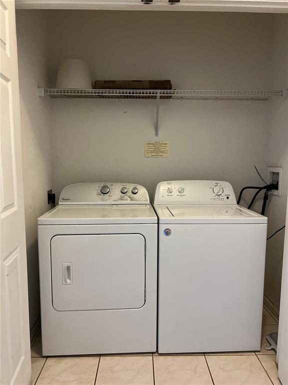 Building Photo - 2307 Butterfly Palm Way