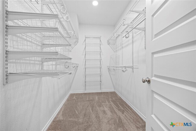 Building Photo - 133 Spanish Foal Trail