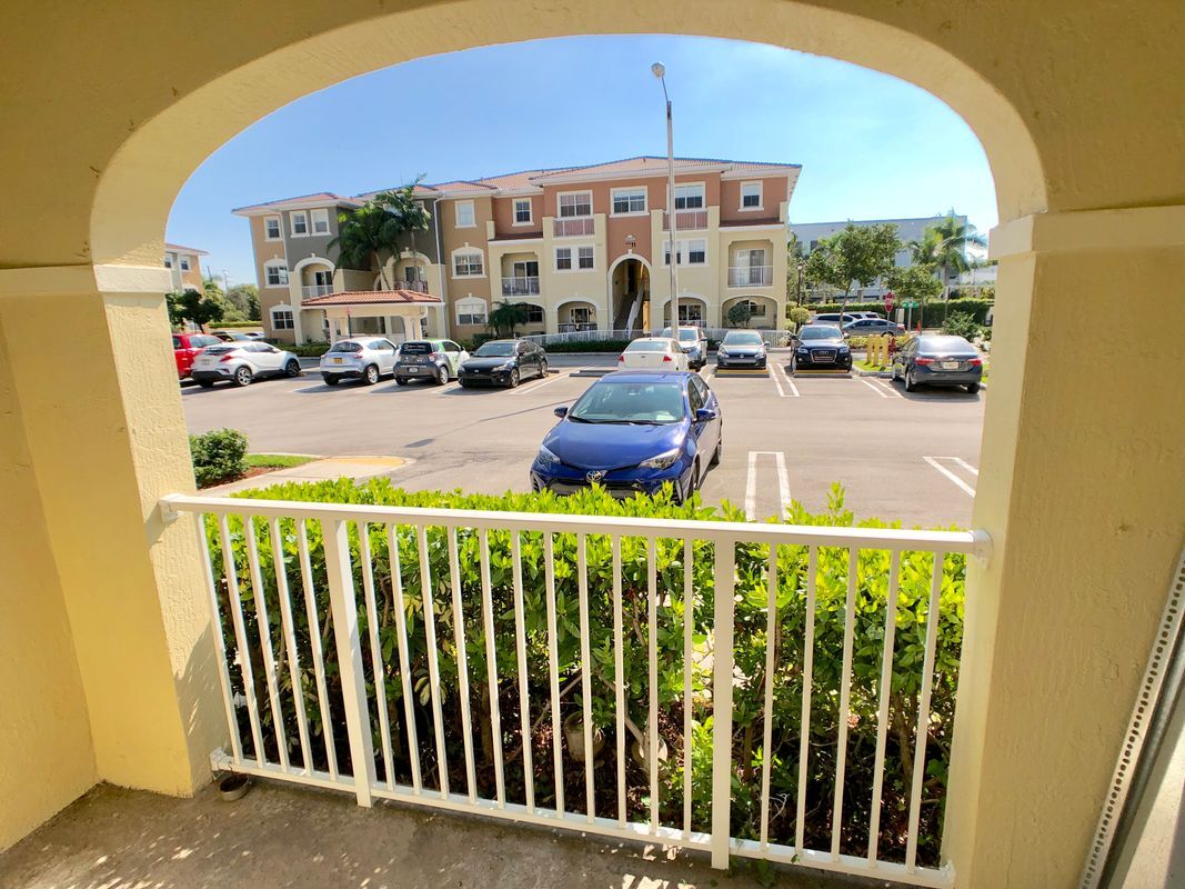 Building Photo - 8800 NW 107th Ct