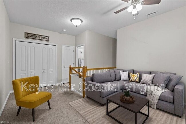 Building Photo - 1509 Broad Water Arch