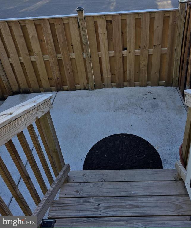 Building Photo - 12977 Abner Ave