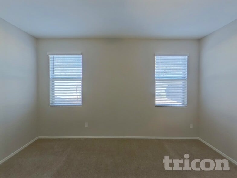 Building Photo - 31074 W Amelia Ave