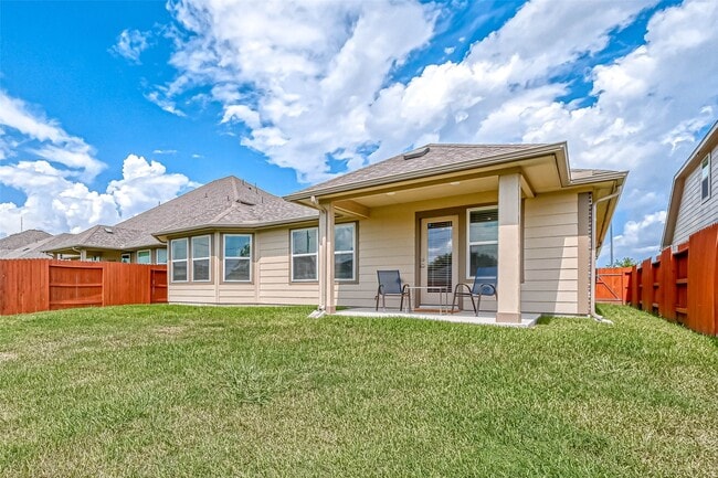 Building Photo - 3206 Dry Creek Dr