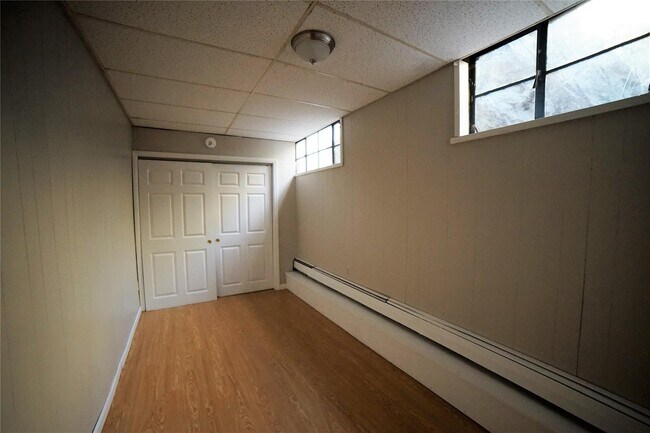 Building Photo - 169 Jersey Ave