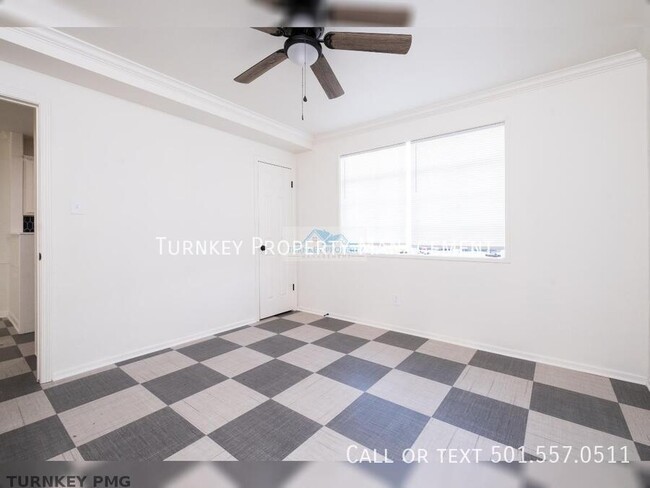 Building Photo - Great new Apartment in MacArthur Park Area...