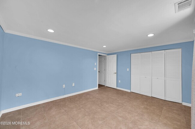 Building Photo - 5 Island View Way