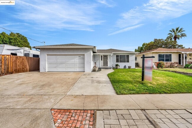 Building Photo - 1209 Tulip Dr