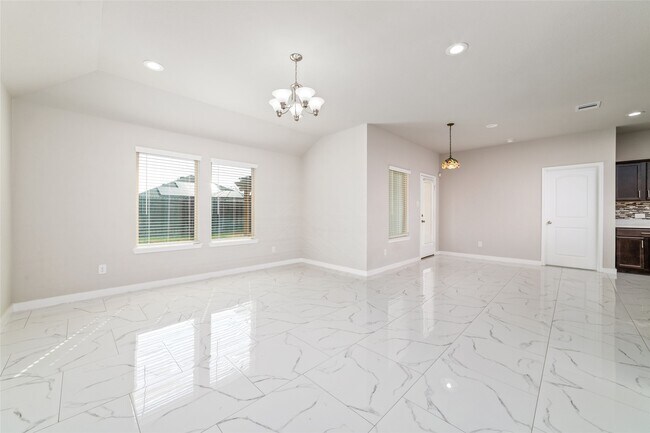 Building Photo - 5502 Creekside Ridge Trail