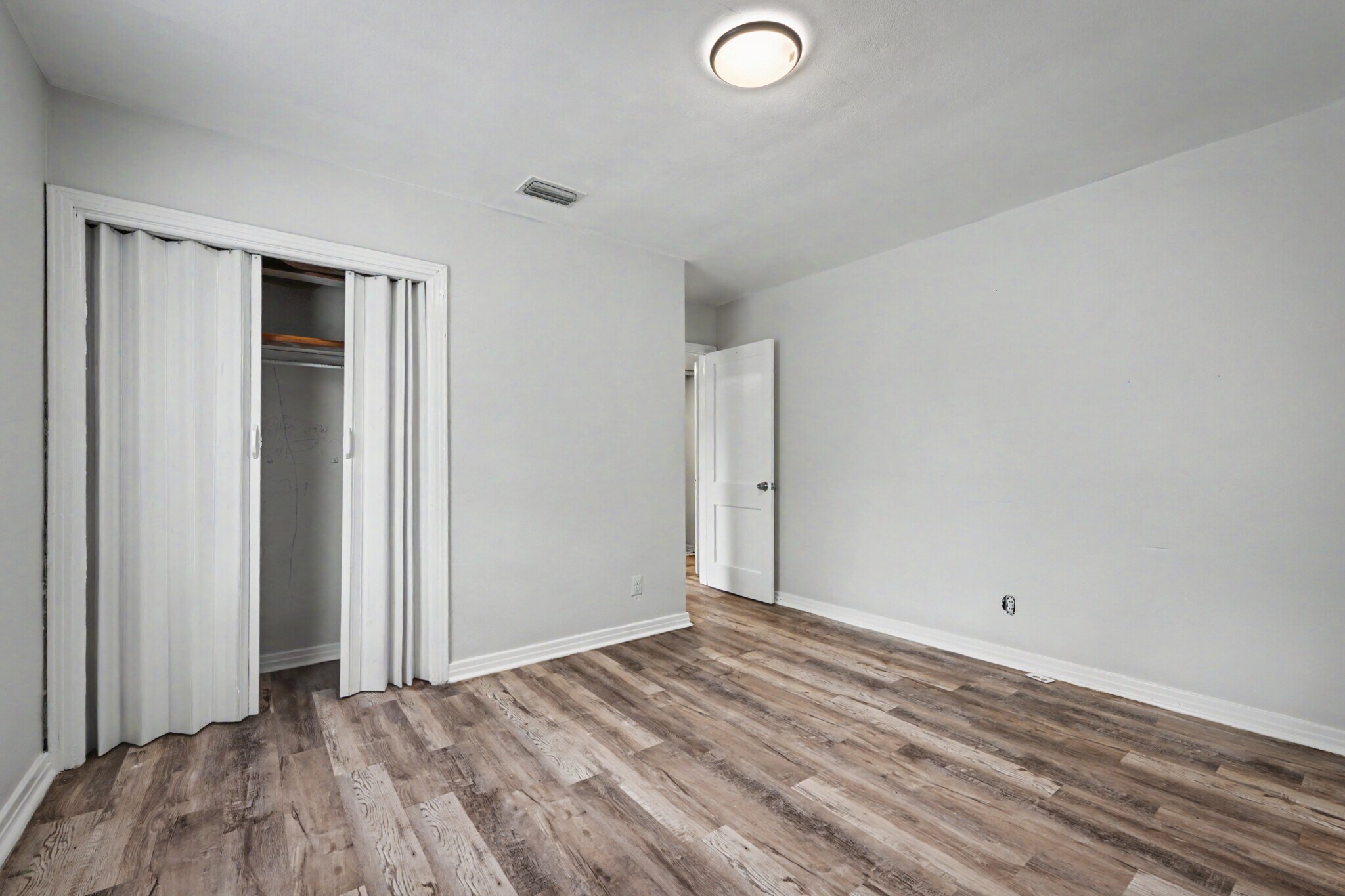 Building Photo - 3516 Penton St
