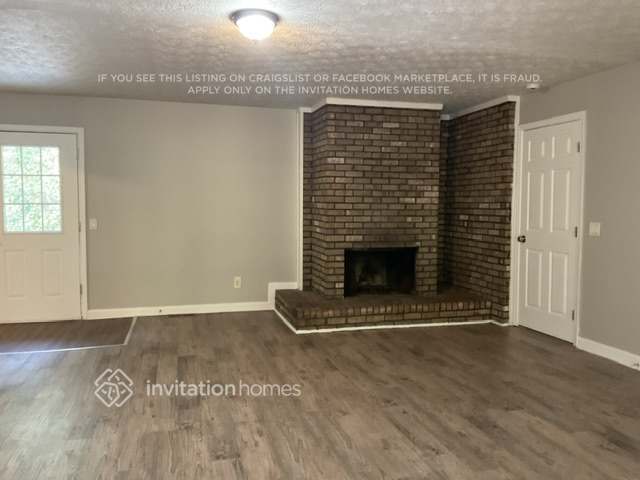 Building Photo - 3848 Chattahoochee Dr