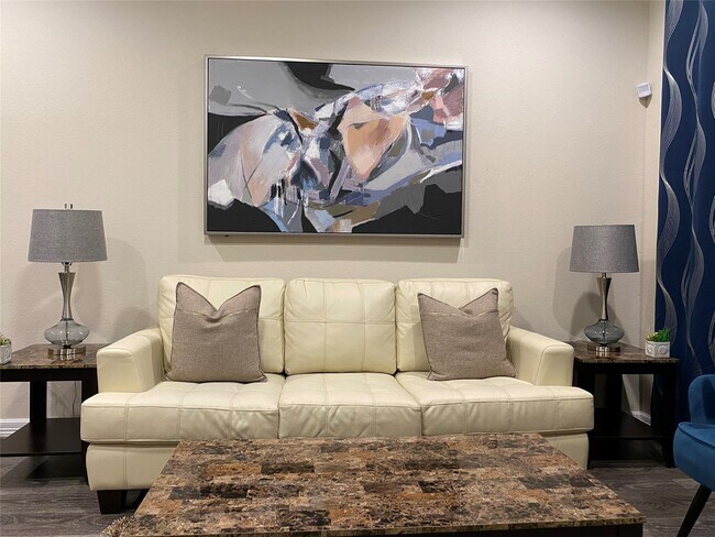 Building Photo - 3144 Southmore Blvd