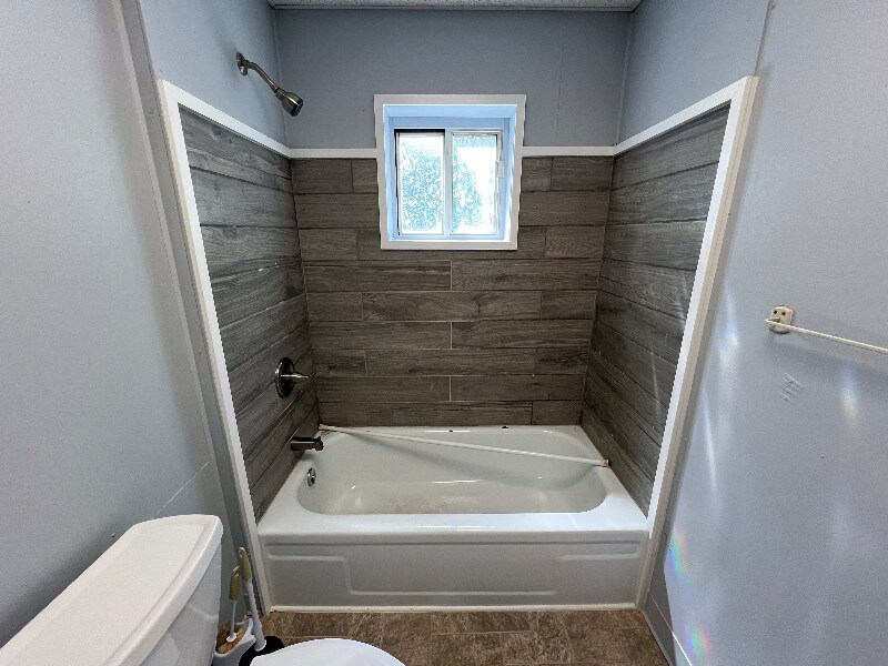 Building Photo - 31 Griswold St