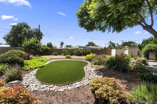 Building Photo - 3752 Alta Loma Dr