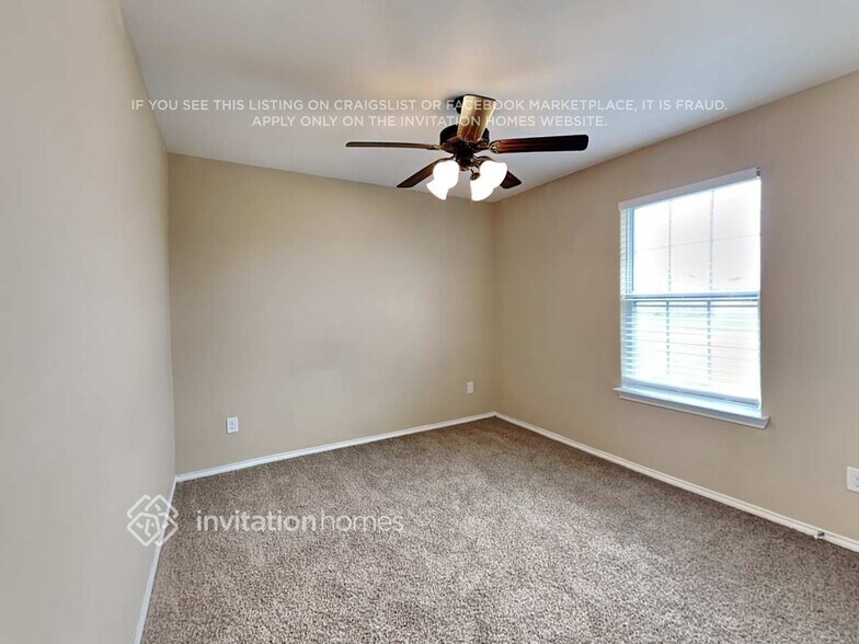 Building Photo - 15617 Gatsby Ln