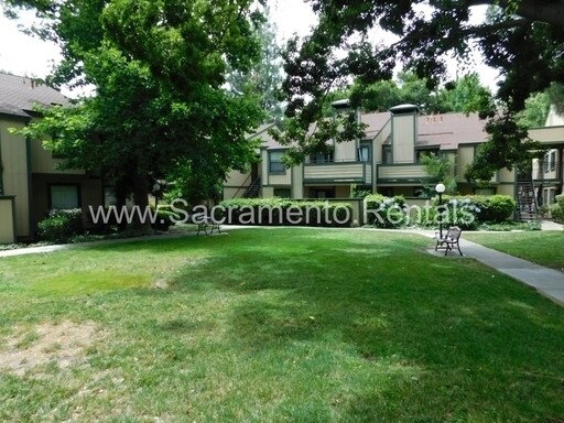 Building Photo - 750 Del Verde Cir