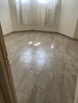 Building Photo - 1829 S California Ave