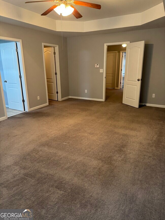 Building Photo - 542 Ivy Brook Way