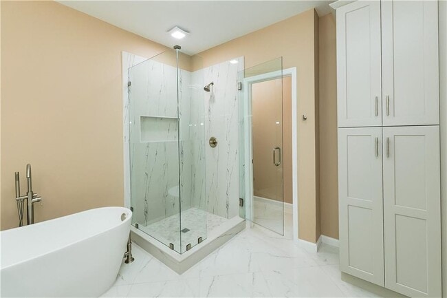 Building Photo - 5664 Jackson Knoll Trace NW