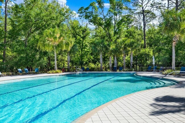 Building Photo - 16930 Storyline Dr