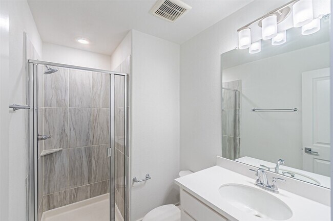 Building Photo - 4878 Limousine Ln