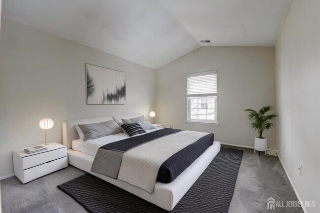 Building Photo - 58 Tanglewood Ct