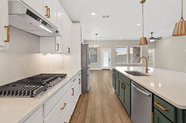 Building Photo - 18303 Bluebird Br Ln