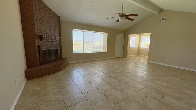 Building Photo - 306 Aft Way