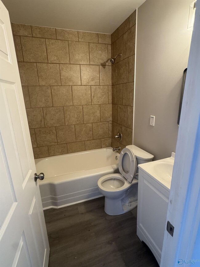 Building Photo - 2614 Huntsville St NW