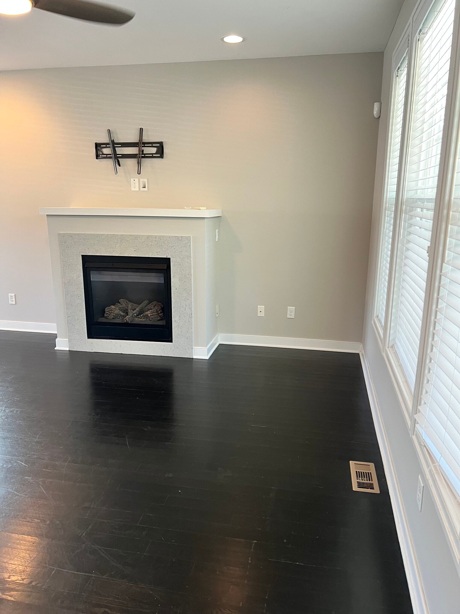 Living Room Fireplace - 1335 N Grant Ave