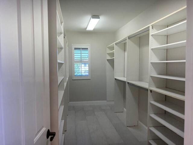 Building Photo - 1820 Flower Dr
