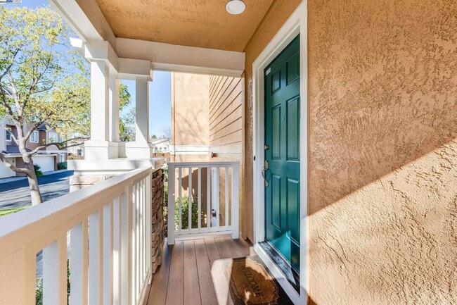 Building Photo - 4579 Mangrove Dr