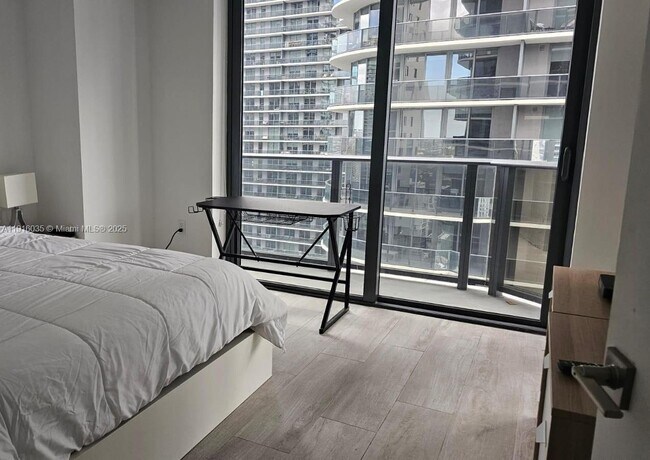 Building Photo - 55 SW 9th St