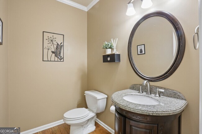 Building Photo - 2059 Sugar Springs Dr