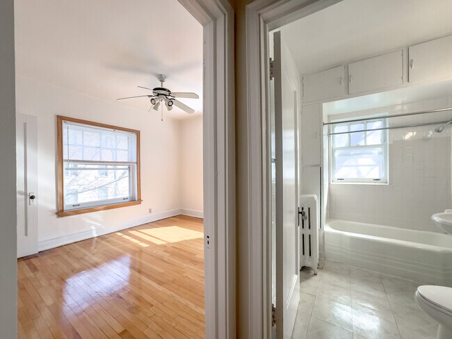 Building Photo - 6300 N Glenwood Ave