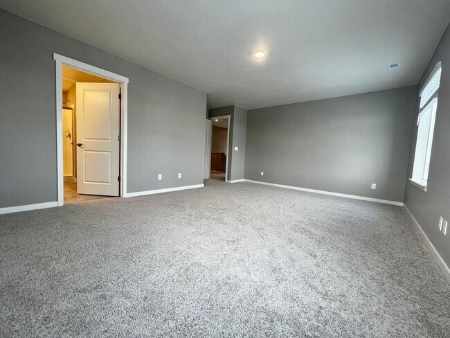 Building Photo - Gorgeous 4 Bed, 2.5 Bath Newer Build in Berthoud!