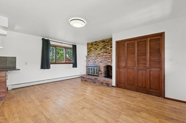 Building Photo - Whitefish Home