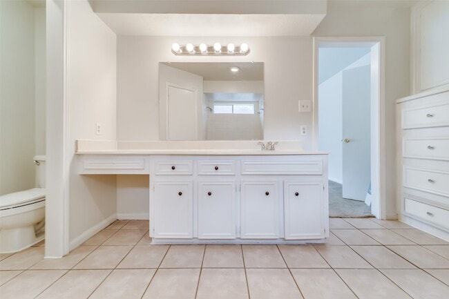 Building Photo - 15114 Forest Lodge Dr