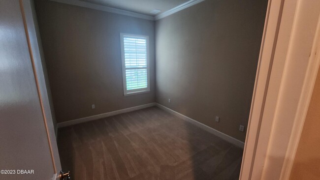 Building Photo - 781 Aldenham Ln