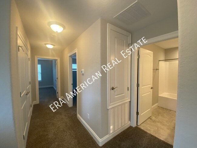 Building Photo - 8461 Laredo St