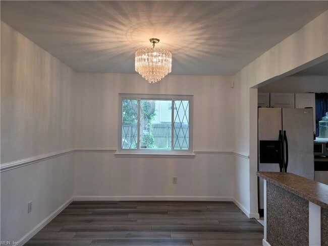 Building Photo - 932 Gossman Dr